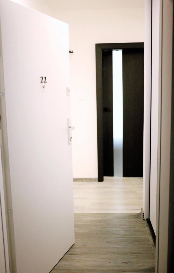 Bieszczadzkie Utulenie Daire Ustrzyki Dolne Dış mekan fotoğraf